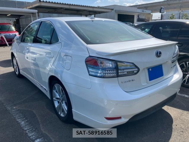 Lexus HS 2011-11 6907676-3