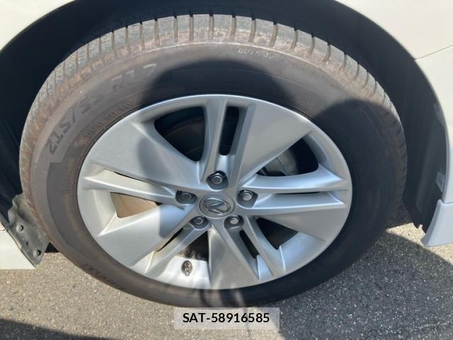 Lexus HS 2011-11 6907676-4