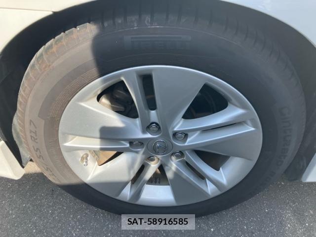 Lexus HS 2011-11 6907676-5