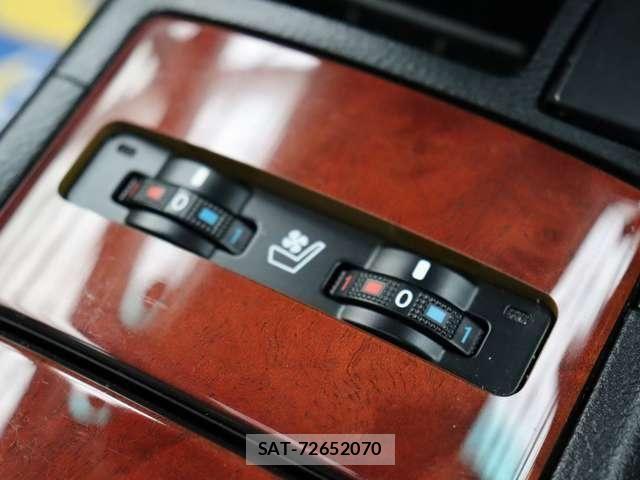 Lexus HS 2014-09 6995009-13