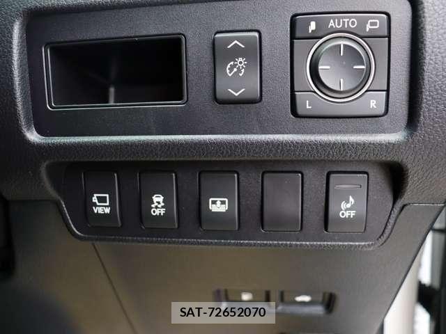 Lexus HS 2014-09 6995009-15