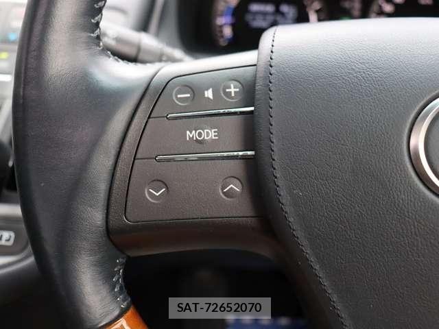 Lexus HS 2014-09 6995009-16