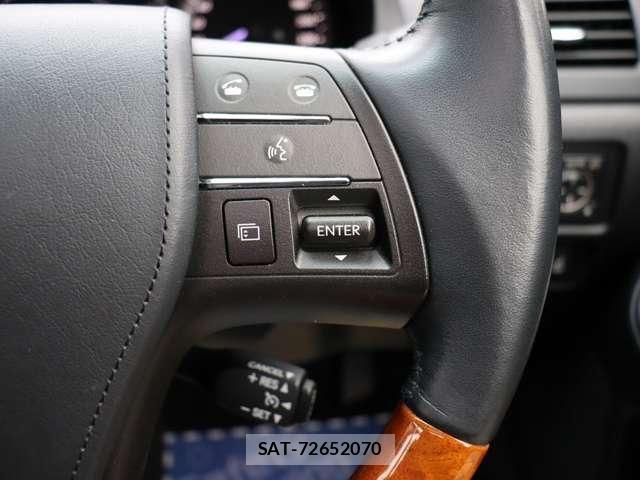 Lexus HS 2014-09 6995009-17