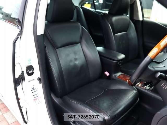 Lexus HS 2014-09 6995009-19