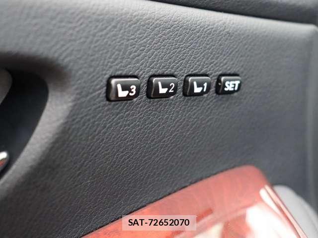 Lexus HS 2014-09 6995009-25