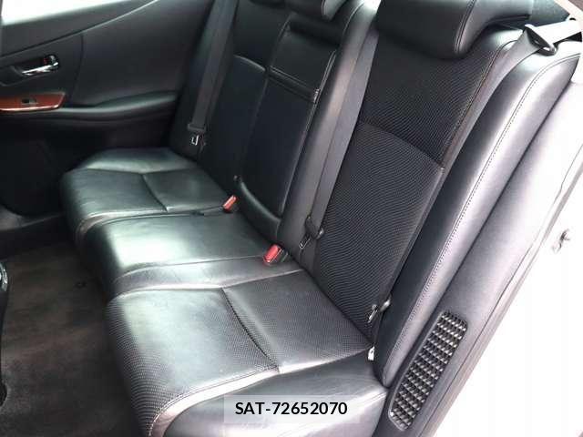 Lexus HS 2014-09 6995009-29