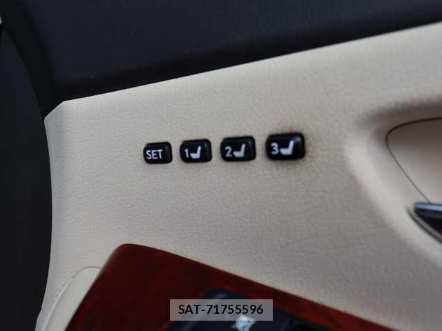 Lexus HS 2011-09 6995010-23