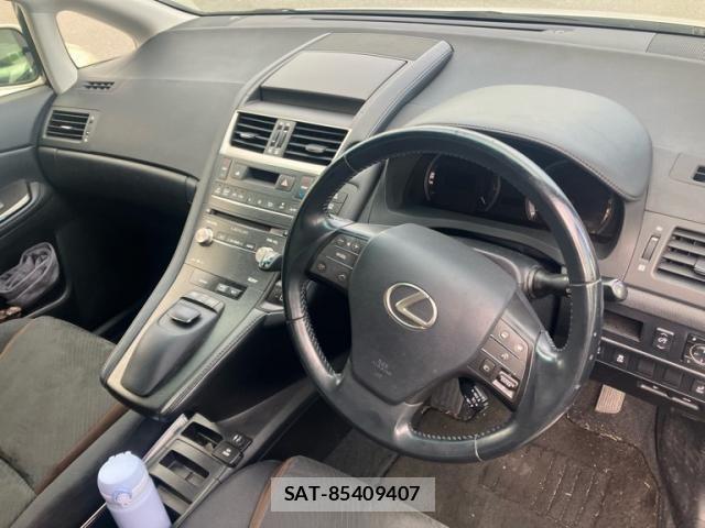 Lexus HS 2013-06 7059230-8
