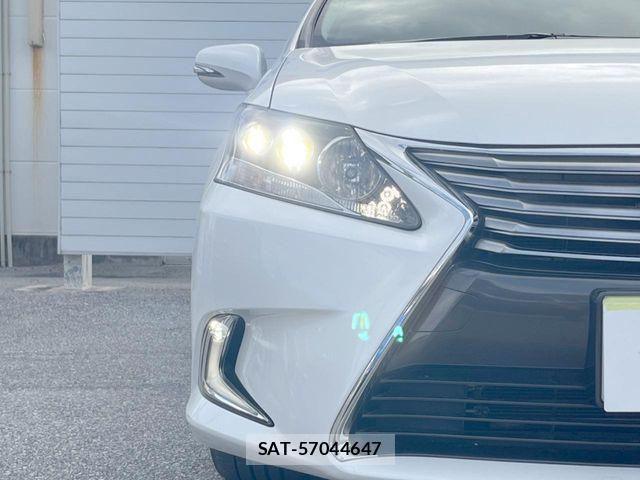 Lexus HS 2014-11 7059231-12