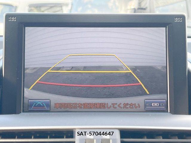 Lexus HS 2014-11 7059231-4