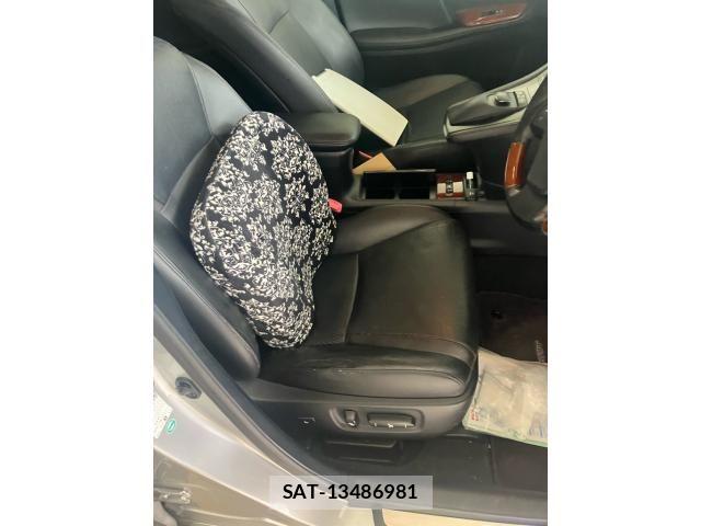 Lexus HS 2013-03 7059235-17