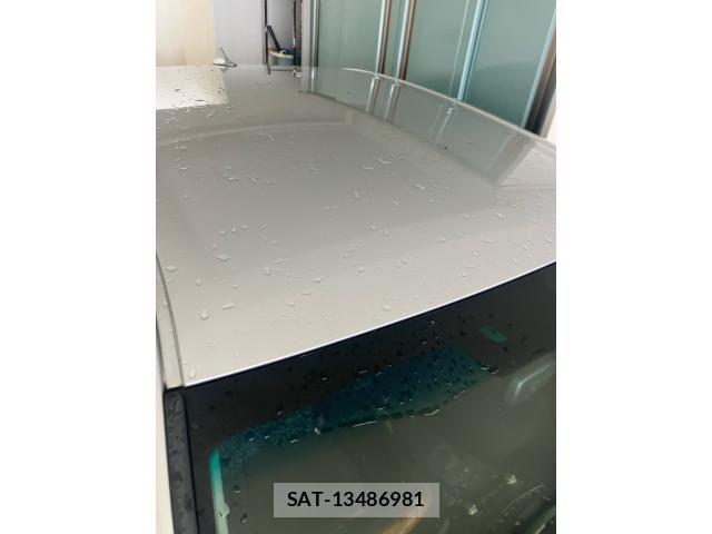 Lexus HS 2013-03 7059235-7