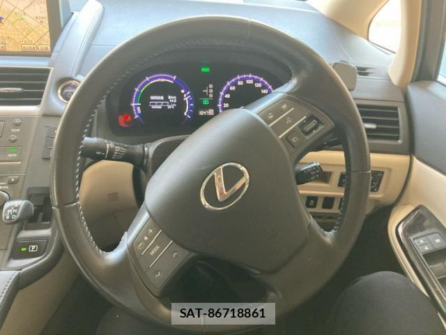 Lexus HS 2010-04 7220896-10