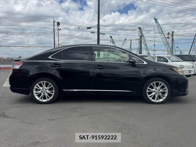 Lexus HS 2011-09 7220902-11