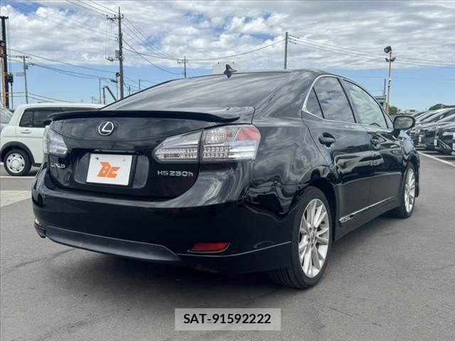 Lexus HS 2011-09 7220902-14
