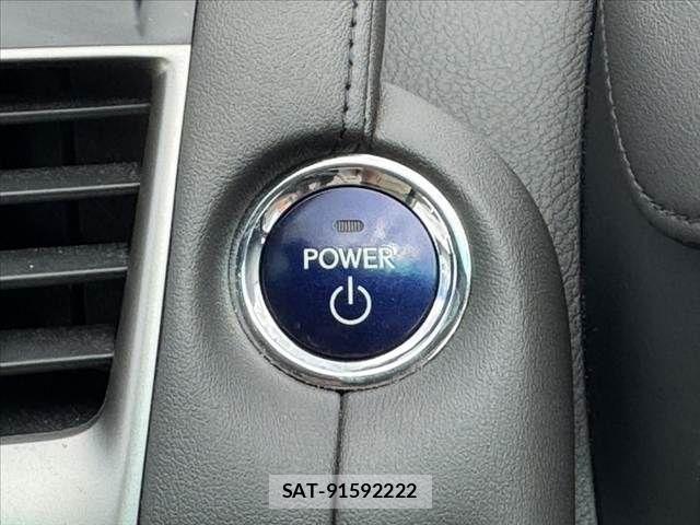 Lexus HS 2011-09 7220902-22