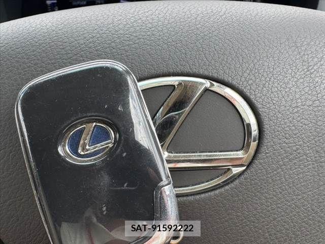 Lexus HS 2011-09 7220902-6