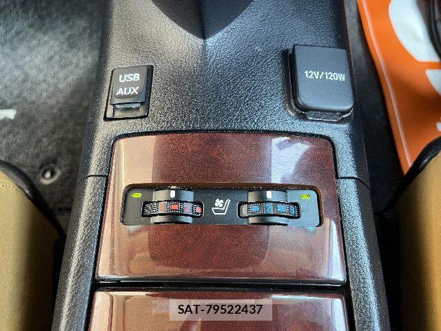Lexus HS 2011-06 7220904-15