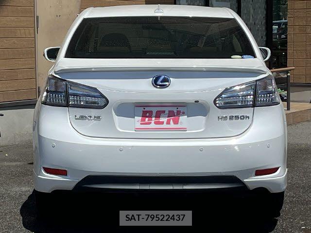 Lexus HS 2011-06 7220904-22