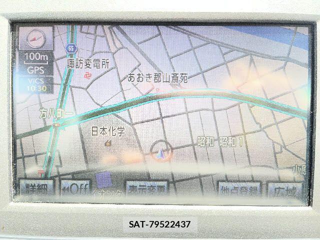 Lexus HS 2011-06 7220904-4