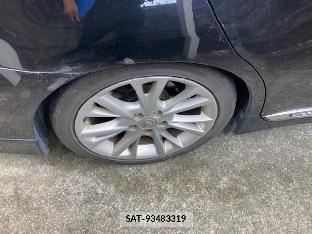 Lexus HS 2010-02 7251316-8