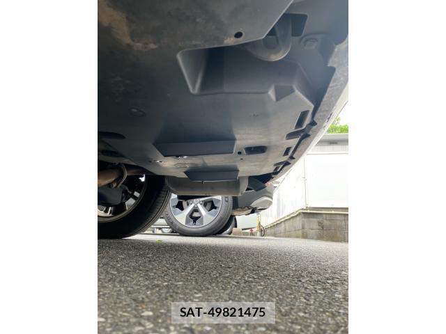 Lexus HS 2011-07 7272218-12