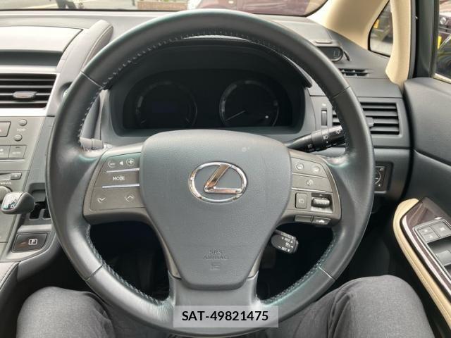 Lexus HS 2011-07 7272218-22