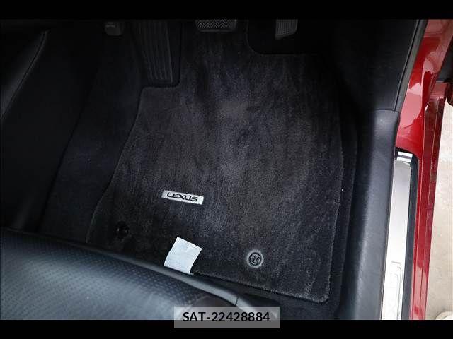 Lexus HS 2012-01 7272217-16