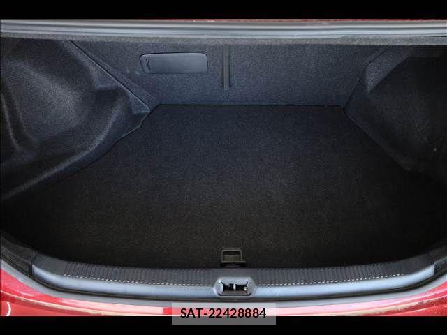 Lexus HS 2012-01 7272217-19