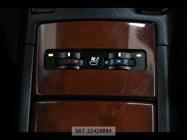 Lexus HS 2012-01 7272217-8