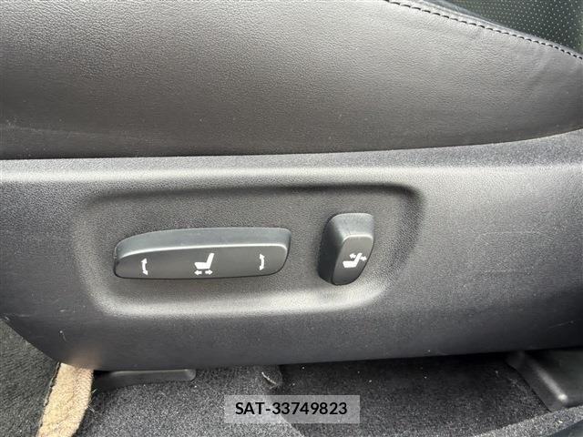 Lexus HS 2017-08 7328009-15