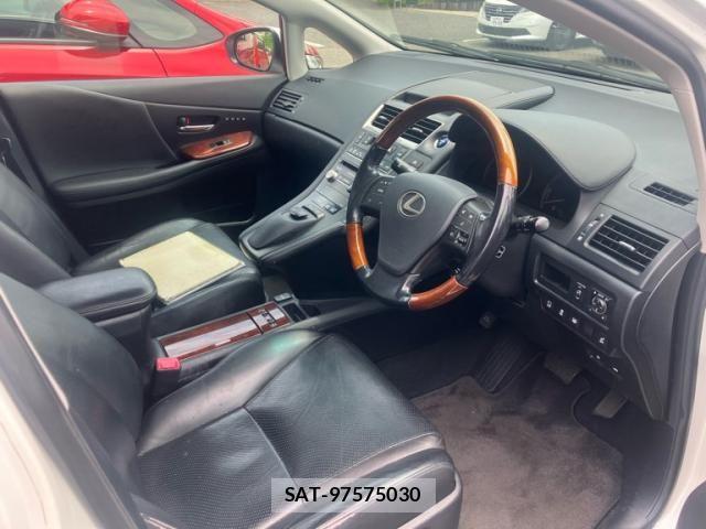 Lexus HS 2016-09 7358478-9