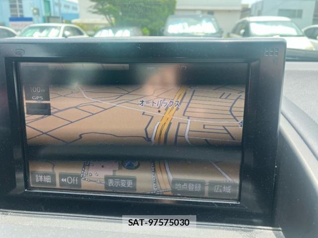 Lexus HS 2016-09 7358478-18