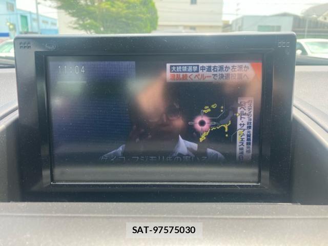 Lexus HS 2016-09 7358478-19