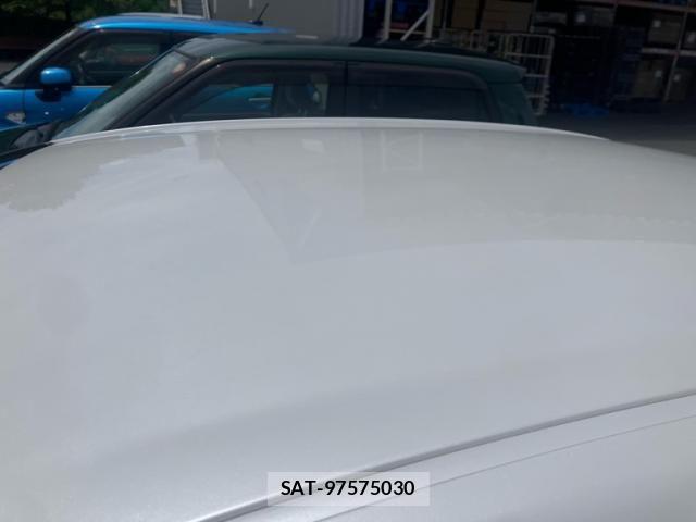 Lexus HS 2016-09 7358478-3