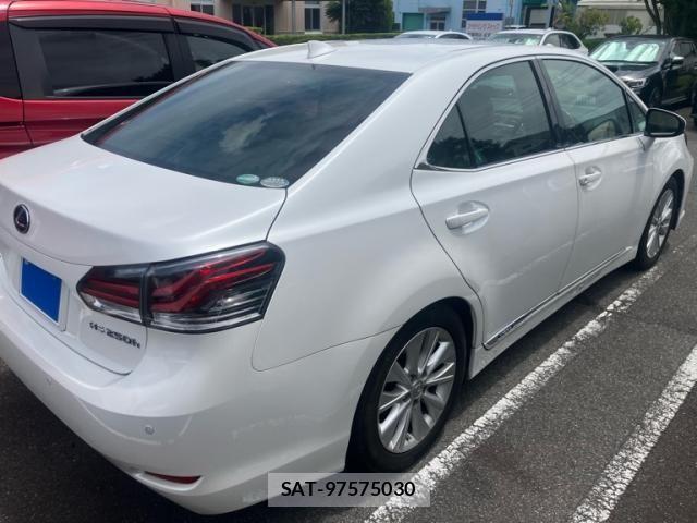 Lexus HS 2016-09 7358478-5