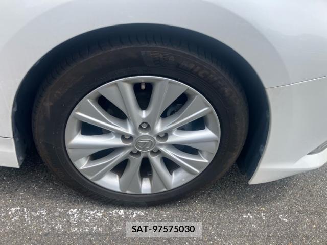 Lexus HS 2016-09 7358478-6