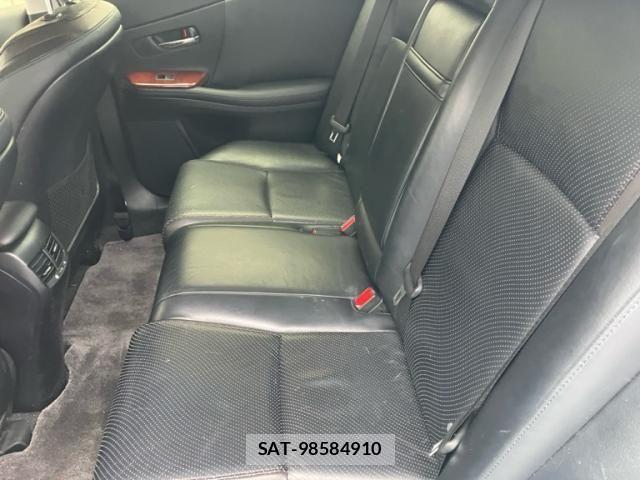 Lexus HS 2010-03 7358472-9