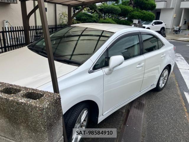 Lexus HS 2010-03 7358472-1