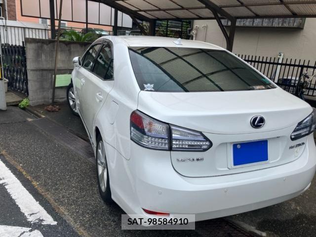 Lexus HS 2010-03 7358472-3