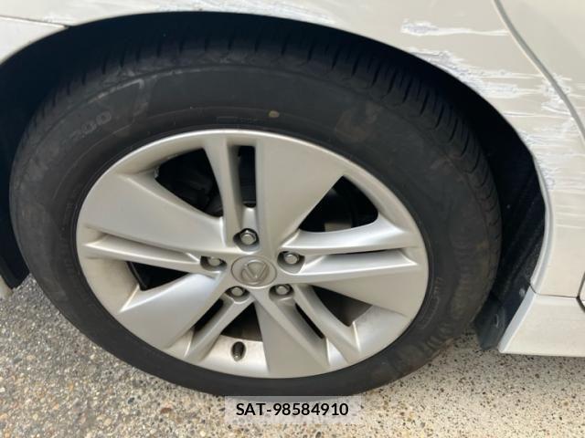 Lexus HS 2010-03 7358472-5