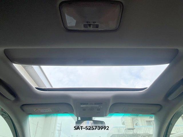 Lexus HS 2015-08 7392665-3