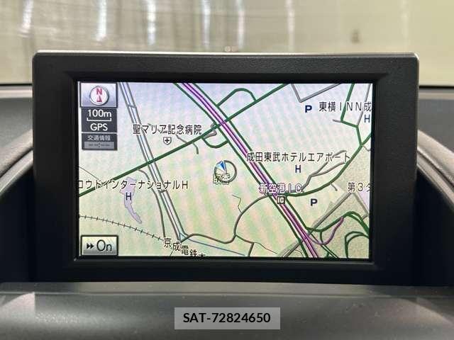 Lexus HS 2011-12 7455372-17