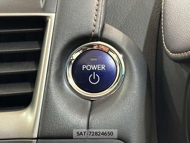 Lexus HS 2011-12 7455372-24