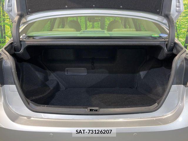 Lexus HS 2016-06 7455370-9