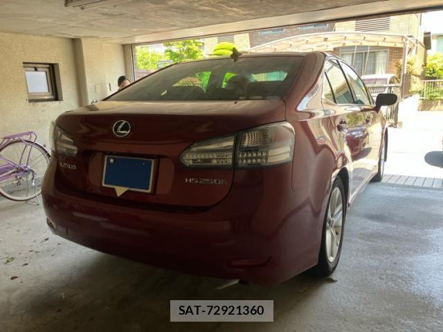Lexus HS 2009-08 7455376-4