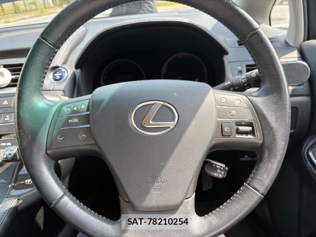 Lexus HS 2017-01 7455371-16