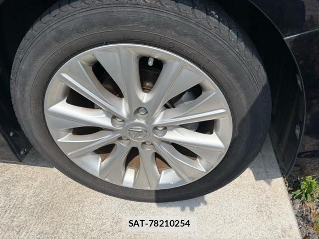 Lexus HS 2017-01 7455371-2