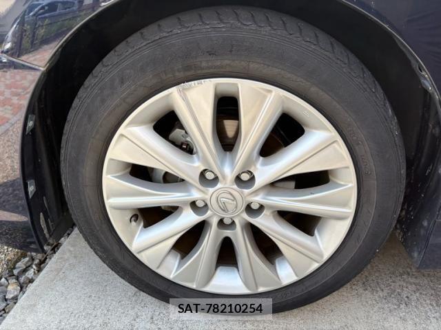 Lexus HS 2017-01 7455371-3
