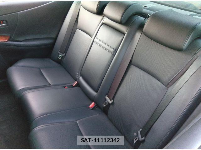 Lexus HS 2013-06 7455373-27